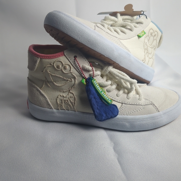 RARE Vans Sesame Street Special Edition men-5.5 women's 7 Lizzie A. - Picture 3 of 16
